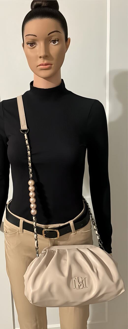 Badgley Mischka Off-White Ruched Frame Crossbody Bag Pearl Zip Detachable Strap